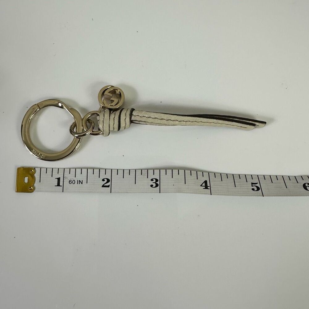 Gucci Interlocking G Leather Tassel Key Ring White Silver - Picture 8 of 8